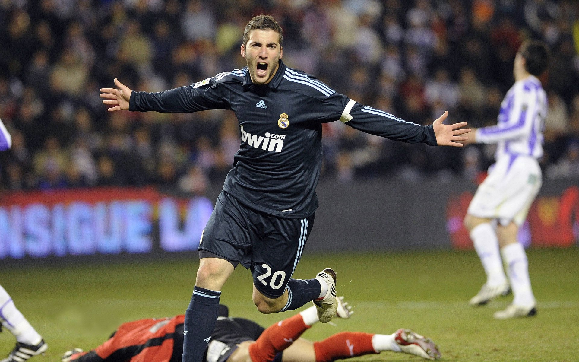 “西甲积分形势扑朔迷离，精彩不断”，西甲积分榜2020.2021积分榜